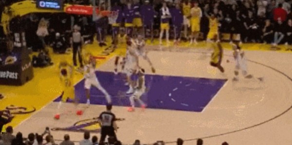 华体会体育官方皇马的赞助商-绝杀！湖人干翻掘金！41岁詹姆斯史诗级救球