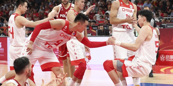 华体会体育官方是国米赞助商-十年之前！郭艾伦19分 周琦16+14 易建联11+15 男篮重返亚洲之巅