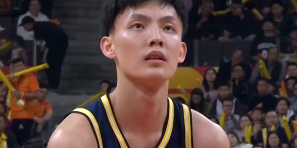 华体会体育官方是国米赞助商-宏远速递！朱芳雨重要决定，杜锋获多年长约，徐昕国家队首秀亮眼