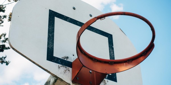 广厦创双历史纪录：队史总决赛首胜 时隔11年季后赛战北京第2胜