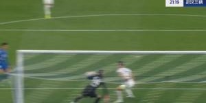 华体会体育-申花1-0领先！邵镤亮出球被断，特谢拉折射破门，谢鹏飞送助攻