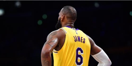 hth sports-怎么老是你？三个版本的詹姆斯都曾绝杀步行者