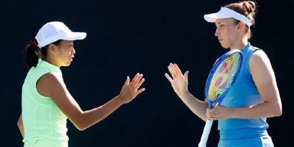 华体会体育-虎妞送蛋牛犊进四强，张帅女双进八强混双止步，三番战紫薇不轻敌